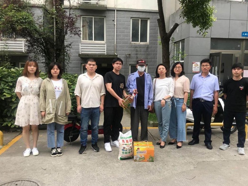 1653879233.jpg 2.jpg